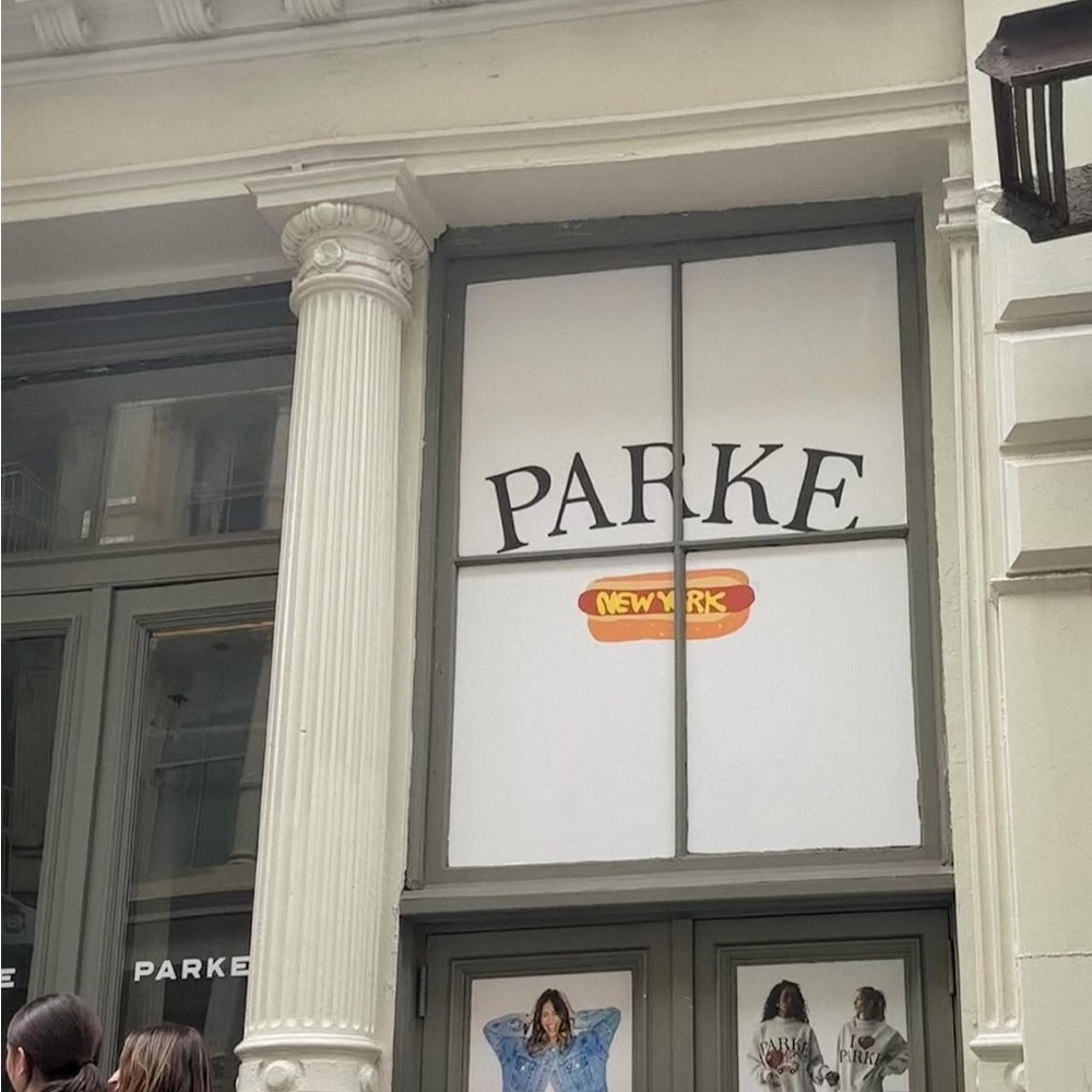 Parke NYC hotdog exclusive tote bag - Picture 7 of 9